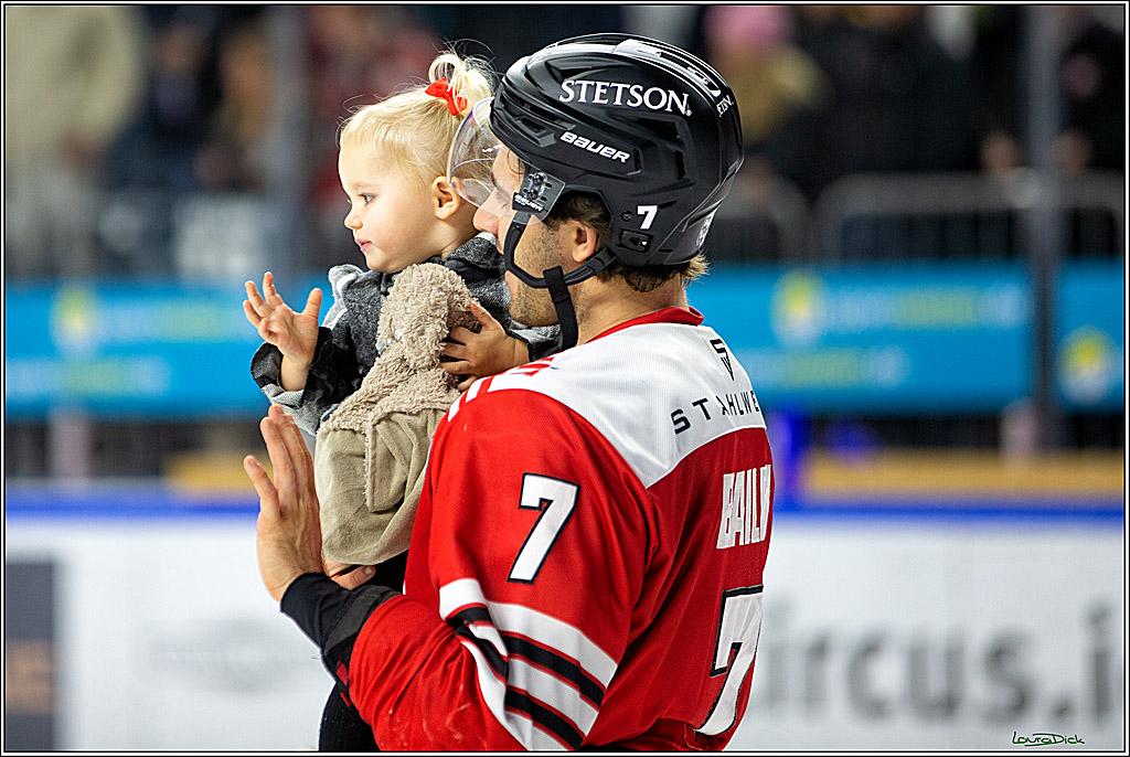 PENNY DEL; Koelner Haie- Straubing Tigers; Koeln, 28.12.2022
